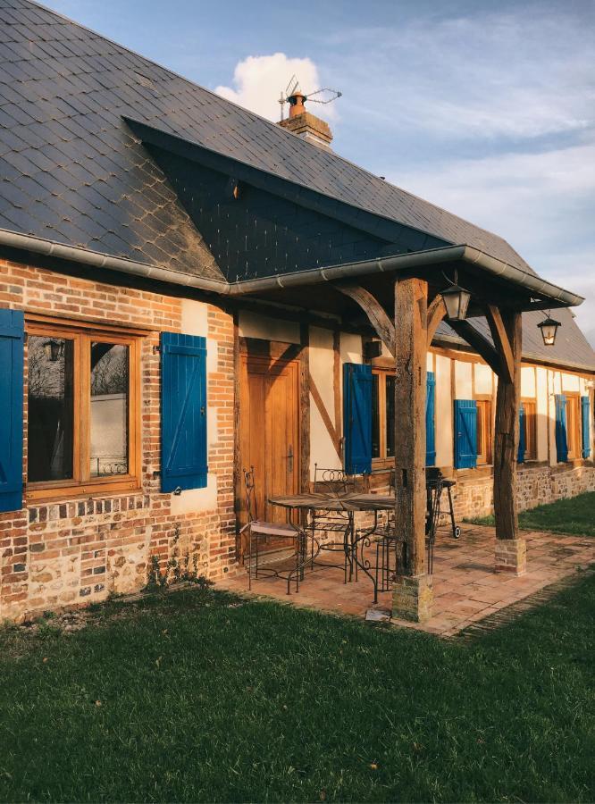 Gite Au Haras Des Arts Saint-Aubin-de-Bonneval Eksteriør bilde
